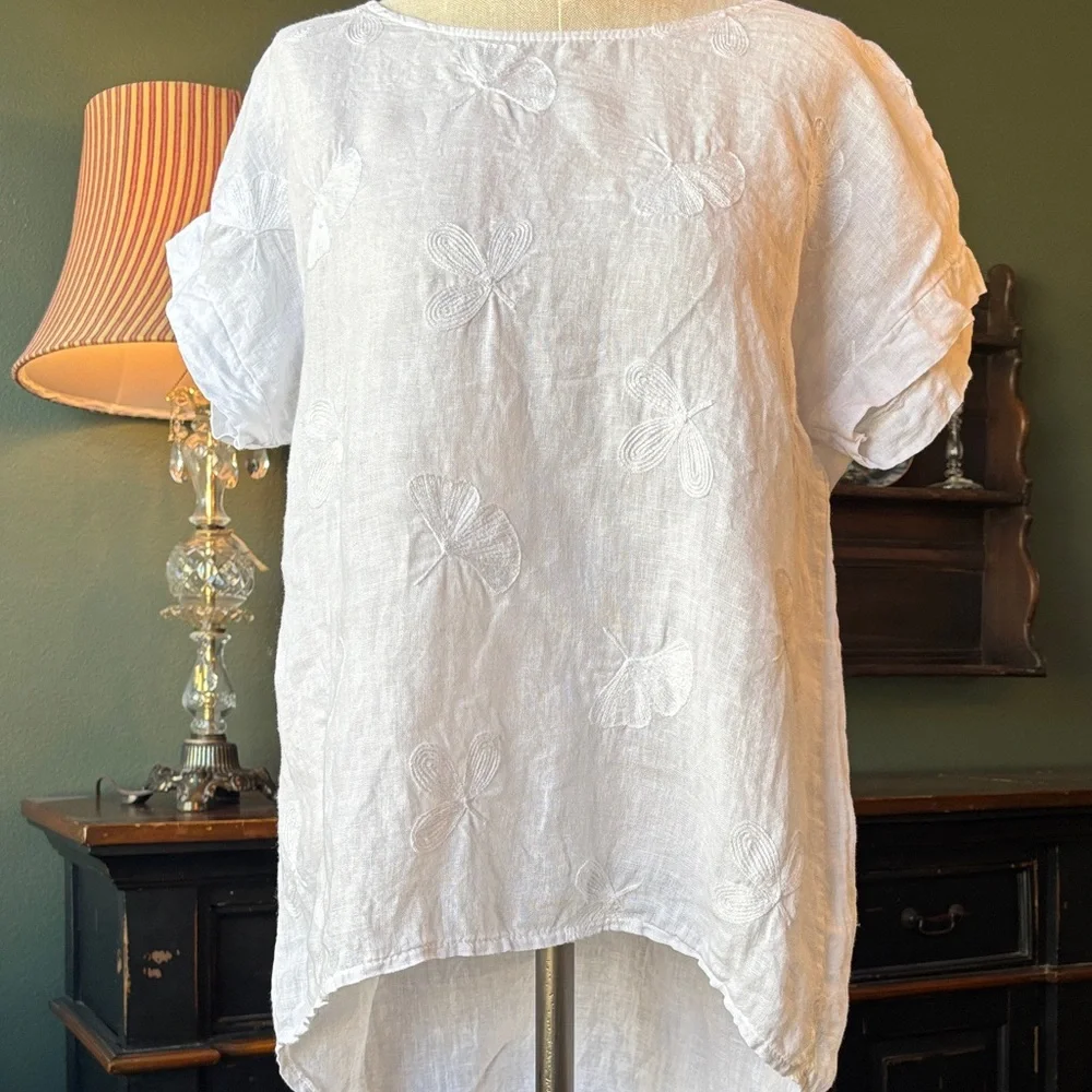 Gorgeous White Italian Linen Embroidered Top - Picture 3 of 14